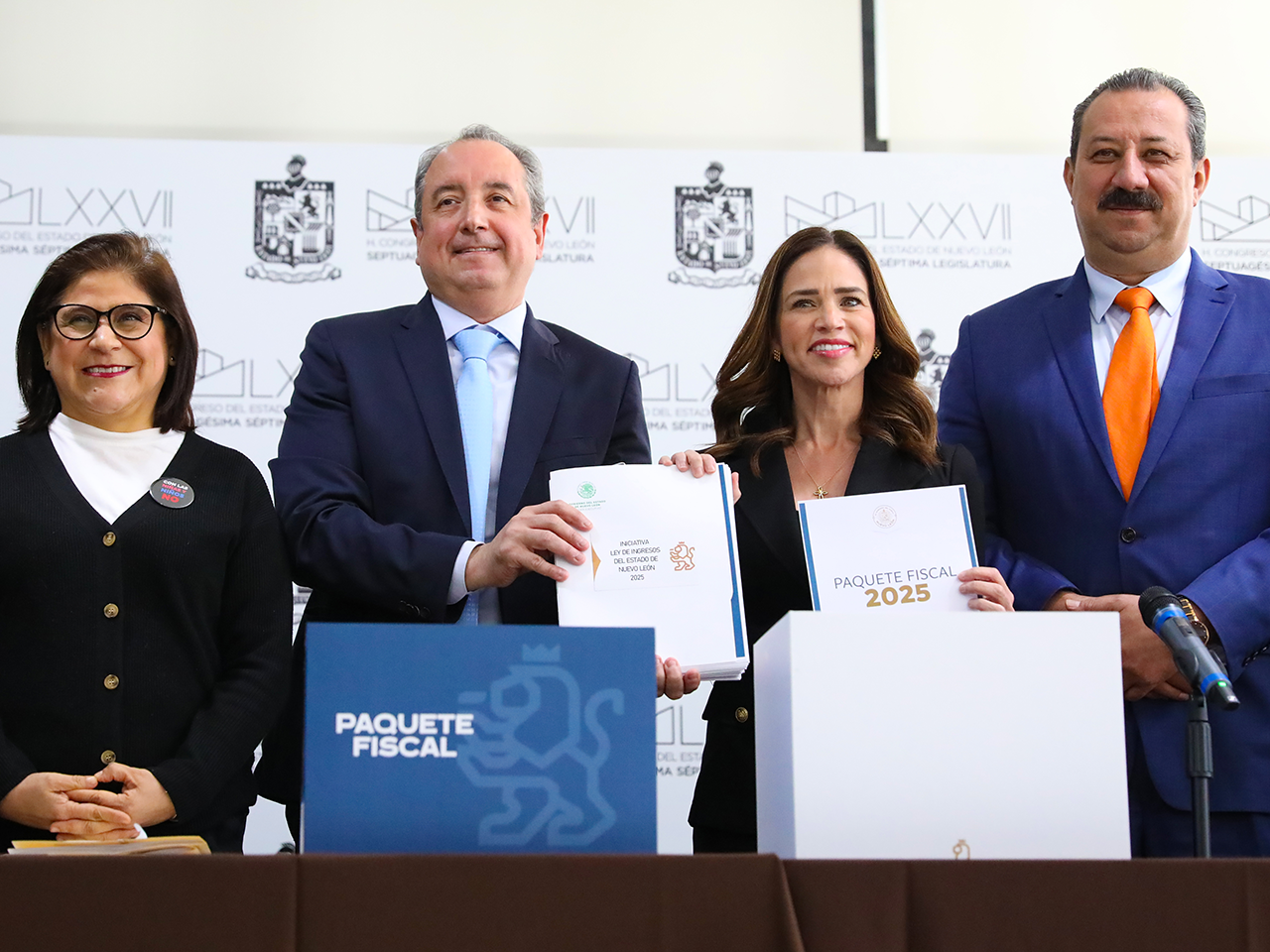 Entrega el Gobierno del Estado al Legislativo el Paquete Fiscal 2025